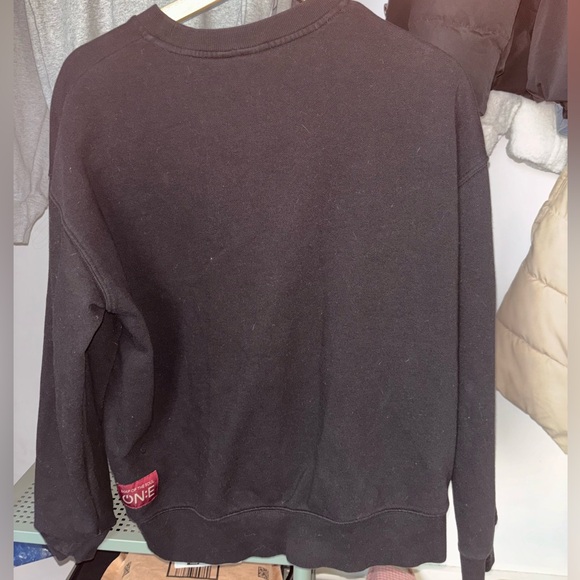 BTS MAP OF THE SOUL ON:E SWEATER - Picture 3 of 5